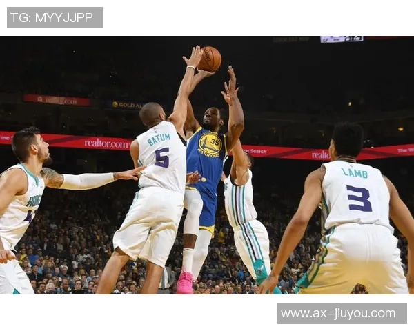 韩国前锋吕俊锡场均137分被看作NBL亚外重要潜力股 韩国前锋吕俊锡场均137分被看作NBL亚外重要潜力股