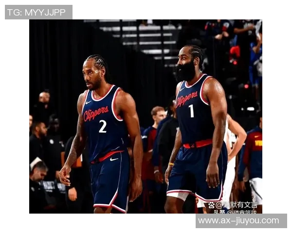 快船首发阵容揭晓哈登博格丹莱昂纳德小琼斯与祖巴茨联手对阵龙狮 快船首发阵容揭晓哈登博格丹莱昂纳德小琼斯与祖巴茨联手对阵龙狮