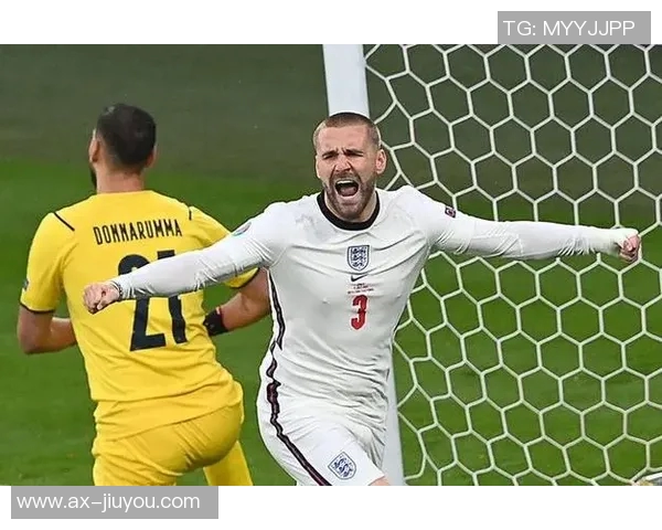 琼斯谈利马伤势恢复情况卢克肖在左中卫位置展现出良好状态